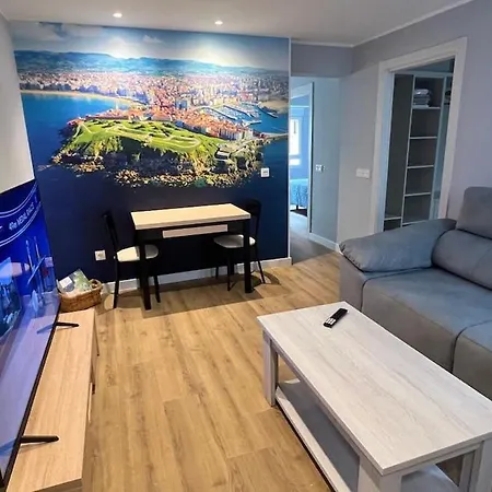 Newly Renovated Together Train And Bus Апартаменты Хихон